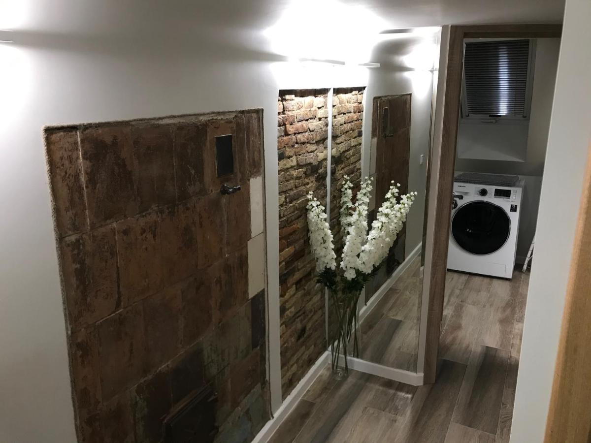 Apartament Doma Square Penthouse, In The Heart Of Old Town Ryga Zewnętrze zdjęcie